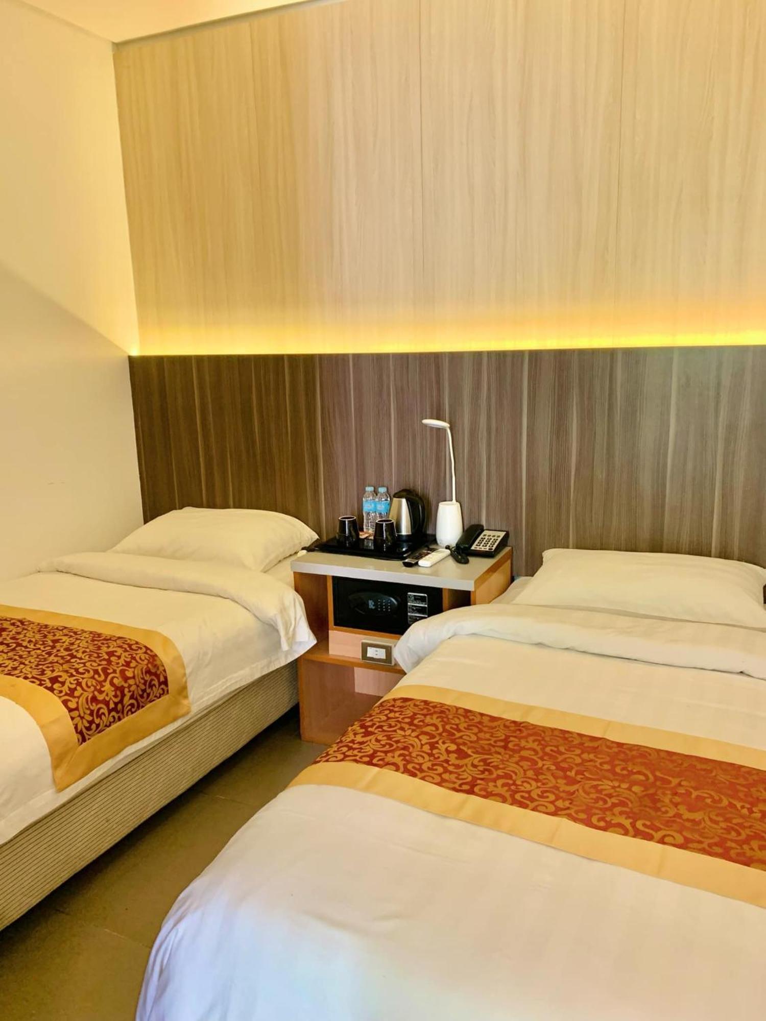 Kojo Hotel Tagum Bagian luar foto