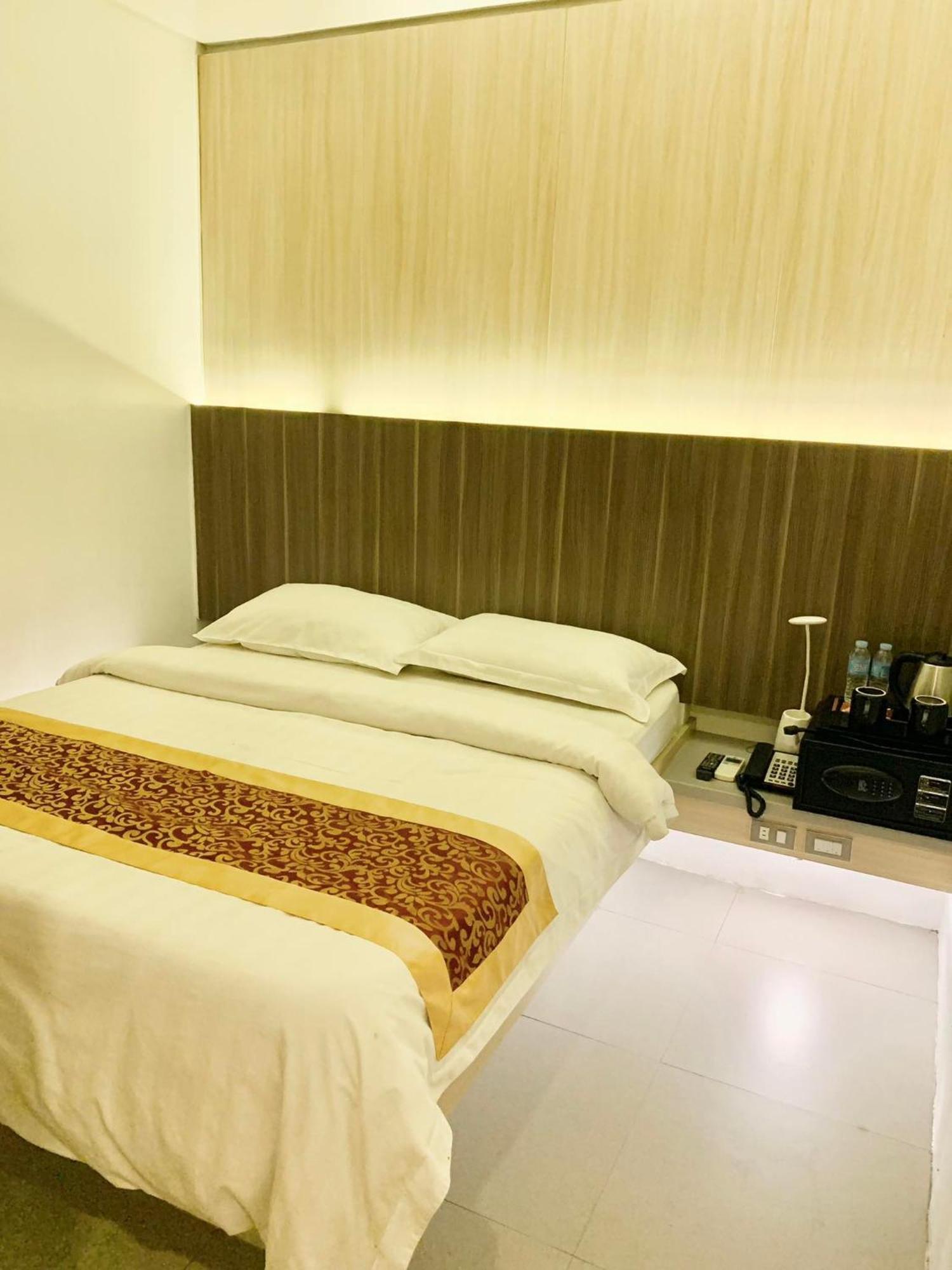 Kojo Hotel Tagum Bagian luar foto